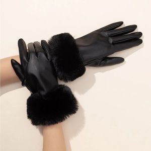 Black fur trimmed gloves